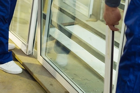 Commercial Glass Repair Technician in Safety Harbor, FL